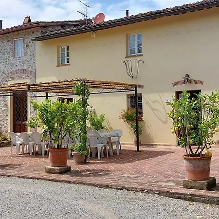 Holiday home Casabeppe *